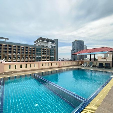A.A. Pattaya Golden Beach Hotel Exterior photo